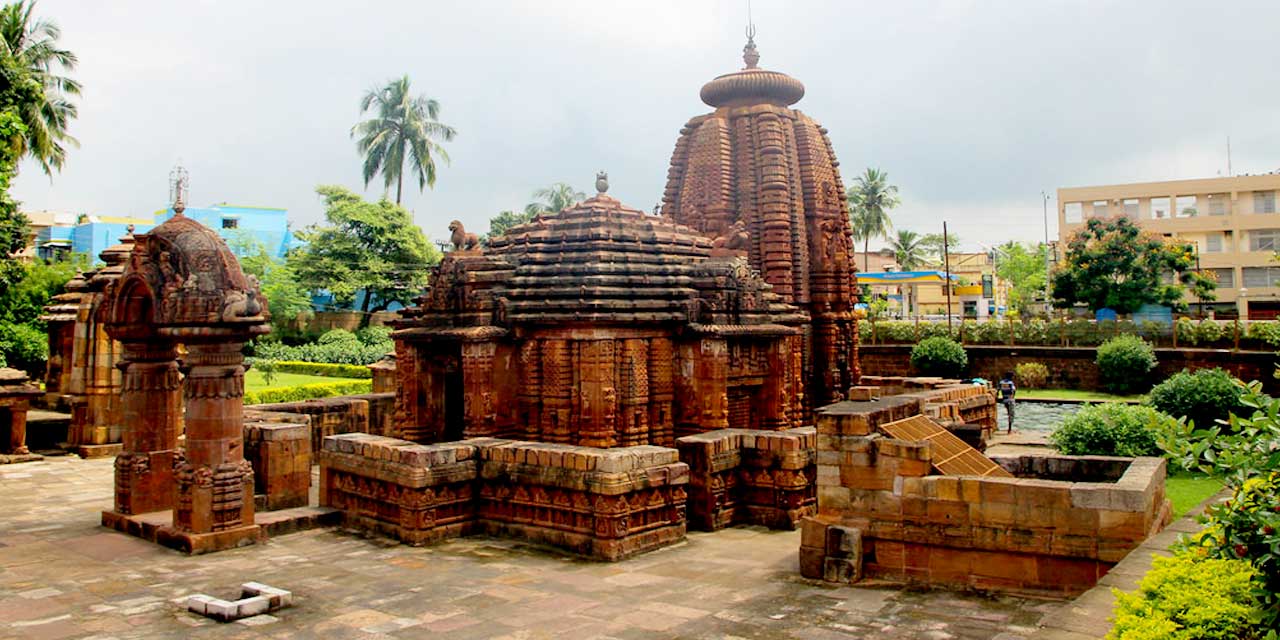 Places to Visit Mukteswara Temple, Bhubaneswar