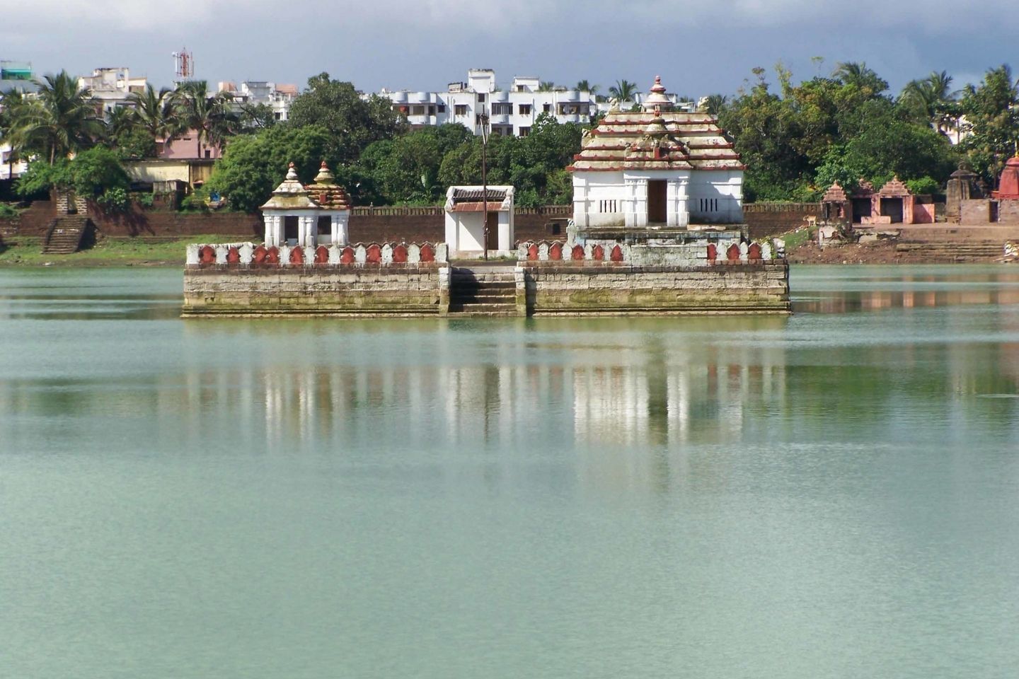 Bindu Sarovar Lake – Bhubaneswar Bindu Sarovar Lake – Bhubaneswar
